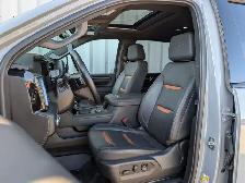 2024 GMC Sierra 2500HD AT4 4WD Crew Cab Standard Box AT4 - Photo 12