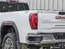 2024 GMC Sierra 3500HD SLT 4WD Crew Cab Long Box SLT - Photo 9