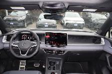 2026 Volkswagen Tiguan Comfortline R-Line Black Edition 4MOTION - Photo 11