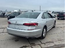 2020 VOLKSWAGEN PASSAT S - Photo 3