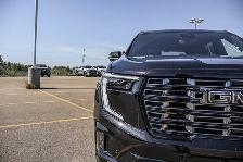 2027 GMC Acadia Denali Ultimate - Photo 11