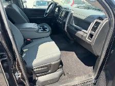 2020 RAM 1500 Classic ST 4WD QUAD CAB - Photo 3