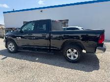 2020 RAM 1500 Classic ST 4WD QUAD CAB - Photo 12