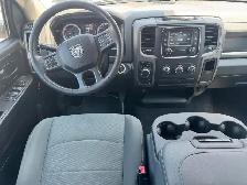 2020 RAM 1500 Classic ST 4WD QUAD CAB - Photo 14