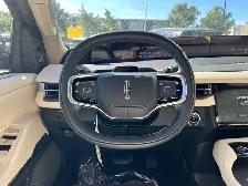 2027 Lincoln Navigator Reserve - Photo 22