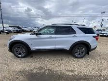 2026 Ford Explorer Active - Photo 4