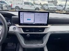 2026 Ford Explorer Active - Photo 15