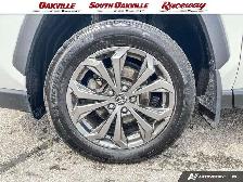 2023 Toyota RAV4 XLE HYBRID | AWD | NO ACCIDENTS | SAVE ON GAS | - Photo 6