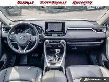 2023 Toyota RAV4 XLE HYBRID | AWD | NO ACCIDENTS | SAVE ON GAS | - Photo 24