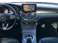 2018 Mercedes-Benz GLC 300 / AWD - Photo 13