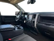2021 Ram 1500 Classic Express / 4x4 - Photo 17