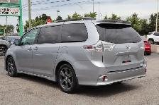2017 Toyota Sienna - Photo 5