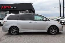 2017 Toyota Sienna - Photo 8