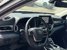2023 Toyota Highlander XLE AWD No Accidents - Photo 7