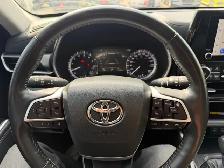 2023 Toyota Highlander XLE AWD No Accidents - Photo 8