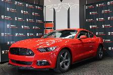 2017 Ford Mustang V6 - LOW KM|6SPD|CAMERA|18'ALLOY WHEELS