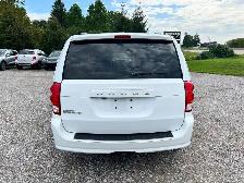 2019 Dodge Grand Caravan SXT Premium Plus CERTIFIED - Photo 4
