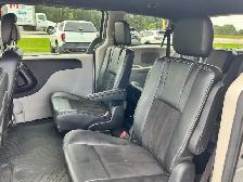 2019 Dodge Grand Caravan SXT Premium Plus CERTIFIED - Photo 10