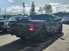 2021 Ram 1500 Classic SLT 4x4 Crew Cab 6'4' Box - Photo 5