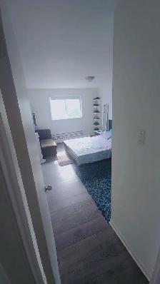 Très grande chambre à louer Longueuil - Photo 4
