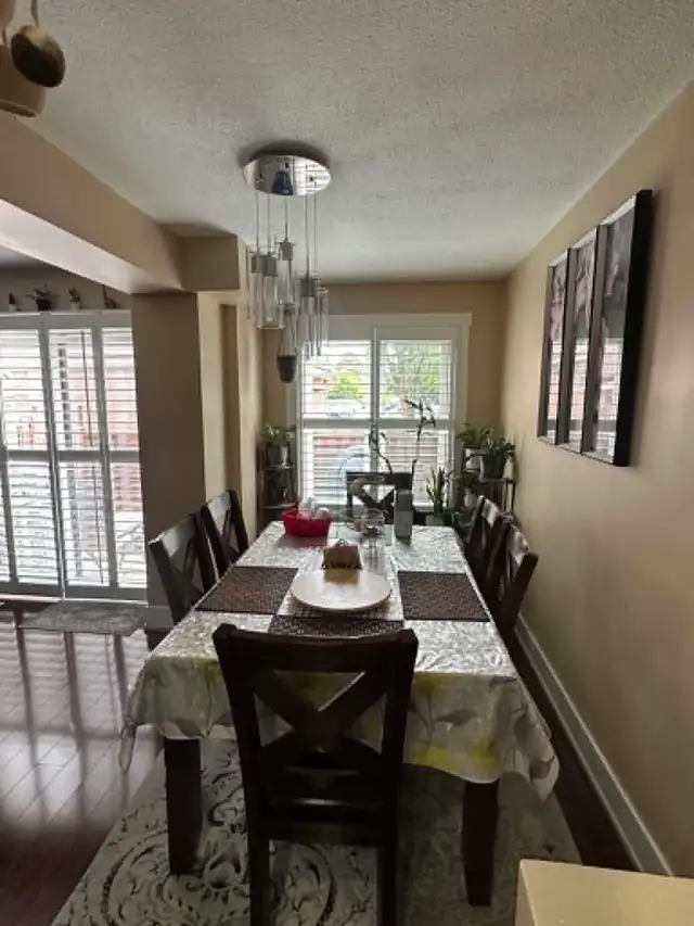 Brampton Private Quite,room For female,in   house.