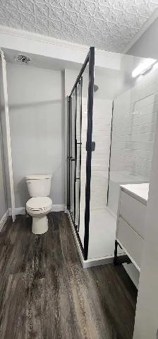 1 bedroom   Den - Photo 8