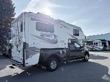 2014 Camper 950S - Photo 2