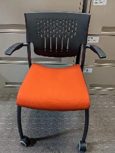 Used Visitor Chair for Sale - Ufficio Furniture - Call Us Now! - Photo 5