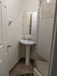 Female, 2nd flr w/ Private Bath Parking @York University Village - Photo 8