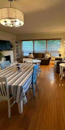 Spacious room for rent close to Hospital,  College, downtown. - Photo 3