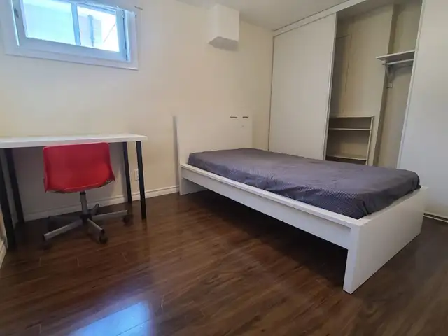 @ North York, Sheppard Leslie, Room Rent-2Min Walk to TTC Subway