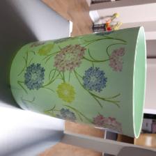 BEAU GRAND POT DÉCO PLASTIQUE SOLIDE 10'HAU VERT À FLEURS: $5.00 - Photo 3