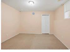 Basement for rent - Photo 8
