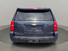 2017 Chevrolet Suburban (CERTIFIED) LT - Photo 4