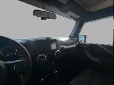2012 Jeep Wrangler (CERTIFIED) Sahara Unlimited - Photo 10