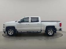2017 Chevrolet Silverado 1500 (CERTIFIED) LT Z71 - Photo 2