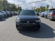 2023 Volkswagen Tiguan Comfortline R-Line Black Edition Clean Ca - Photo 2