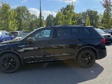 2023 Volkswagen Tiguan Comfortline R-Line Black Edition Clean Ca - Photo 8
