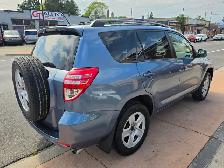 2012 Toyota RAV4 - Photo 7