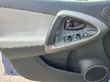 2012 Toyota RAV4 - Photo 20