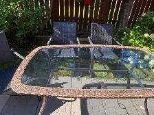 patio table and chairs