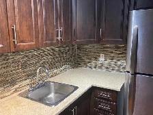 2 Bedrooms   Den   1.5 Bathroom Condo for rent - Photo 2