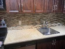 2 Bedrooms   Den   1.5 Bathroom Condo for rent - Photo 3