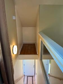 Bright 1 Bedroom Suite - Photo 13
