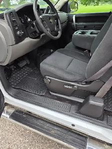 Chevrolet Silverado - Photo 4