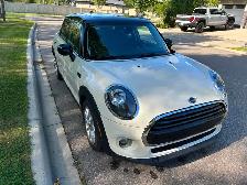 2019 MINI COOPER 5 DOOR - 24,000 KMS - ACCIDENT FREE - ONE OWNER - Photo 4
