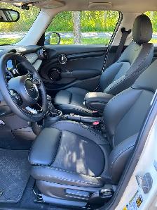 2019 MINI COOPER 5 DOOR - 24,000 KMS - ACCIDENT FREE - ONE OWNER - Photo 7