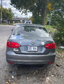 Volkswagen Jetta 2011 2.0L à vendre - Photo 3