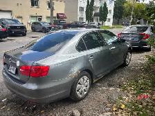 Volkswagen Jetta 2011 2.0L à vendre - Photo 4