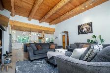 Beautiful House and Acreage across from Red Mountain! - Photo 4